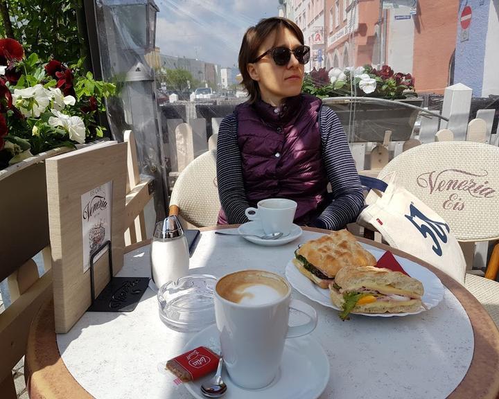 Eiscafe Venezia