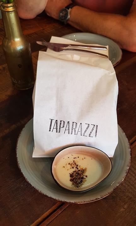 Taparazzi Restaurant